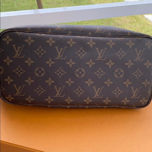 Authentic Louis Vuitton Alright!! Open to offers - Picture 11 of 16